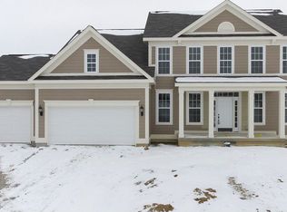 10846 Heatherfield Dr, Fishers, IN 46038