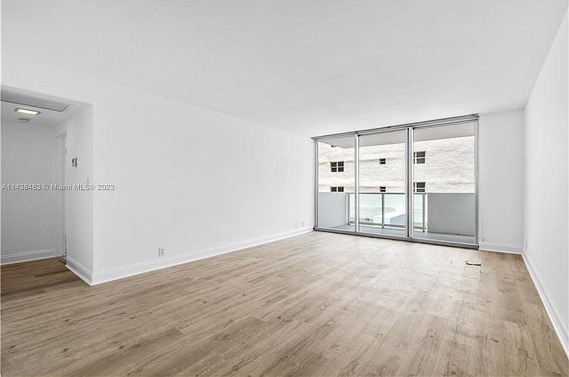 1st image of 1200 West Ave APT 318