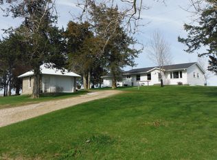 33293 260th St, Eldora, IA 50627