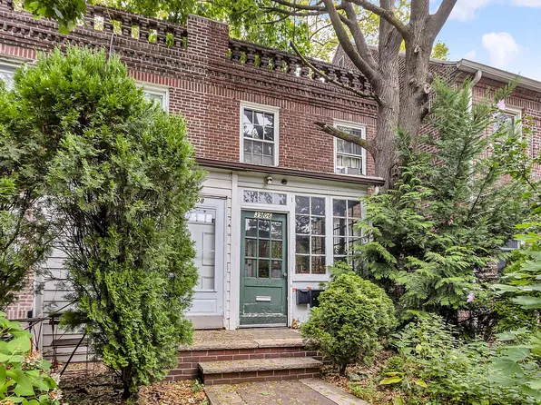 39-06 47th St #1, Sunnyside, NY 11104