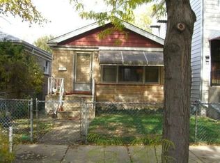 1754 W Fletcher St, Chicago, IL 60657