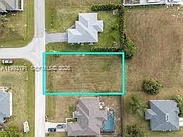 1st image of 206 Jacaranda Pkwy E