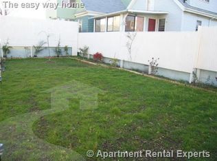 17 Clyde St #1, Somerville, MA 02145