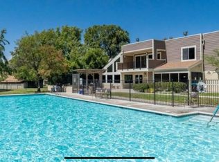 26249 Rainbow Glen Dr, Santa Clarita, CA