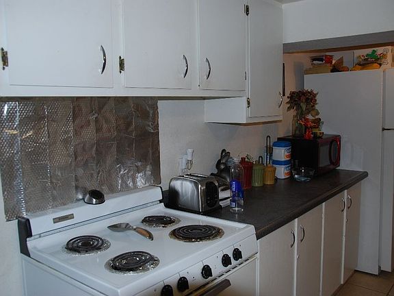  Kitchen Stove Corner with Island