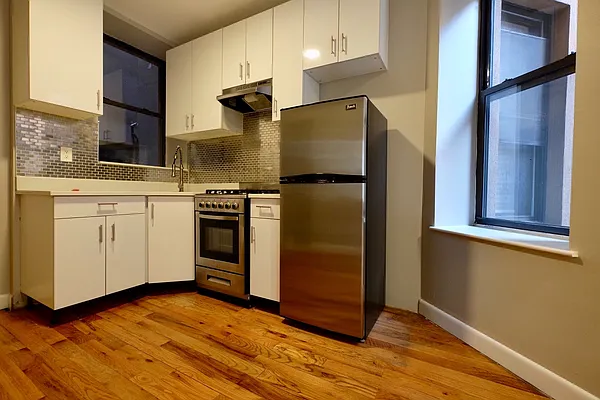 Rented by Keller Williams NYC | media 22