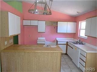 2nd image of 109 Glenbarr Ct