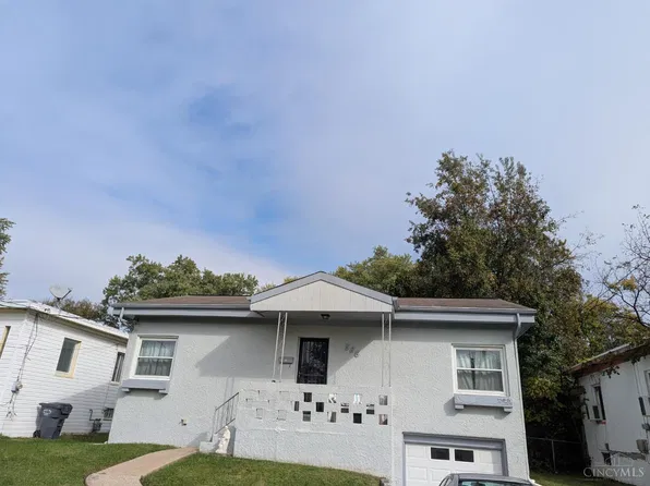 586 Judy Ln, Cincinnati, OH 45238