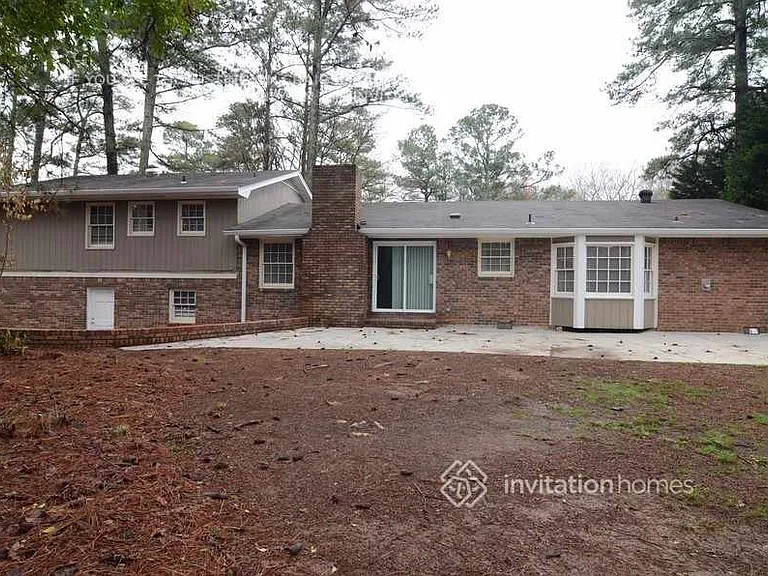1360 Hampton Hall Dr — Photo 16