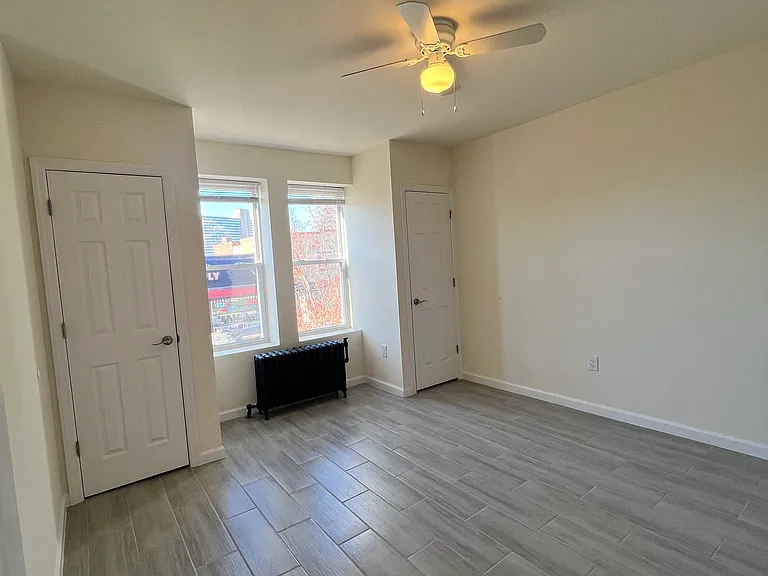155 EVERGREEN PLACE — Photo 30