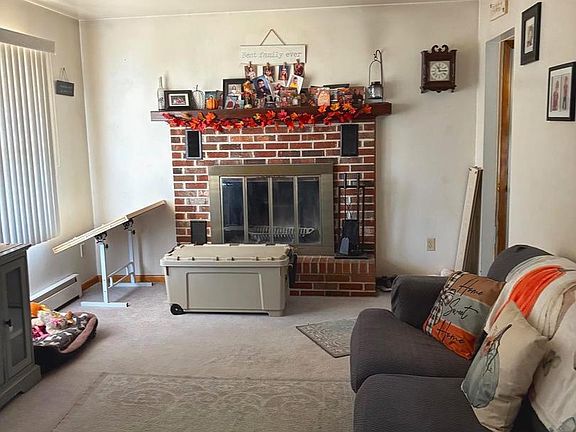 3rd image of 100 Chestnut St #102