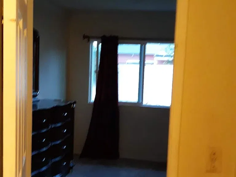 916 S Calmgrove Ave — Photo 3