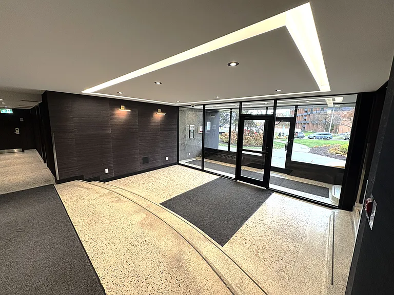 2150 Roche Ct — Photo 4