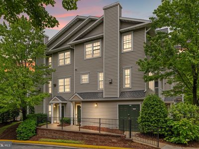 12876 Fair Briar Ln, Fairfax, VA, 22033