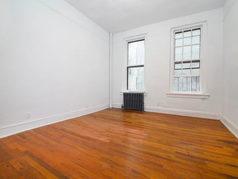 141 Essex St #1B — Photo 4