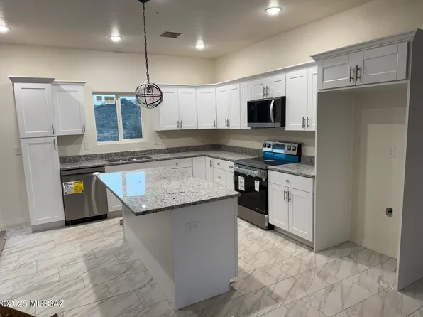 1009 Camino Estrella, Rio Rico, AZ 85648