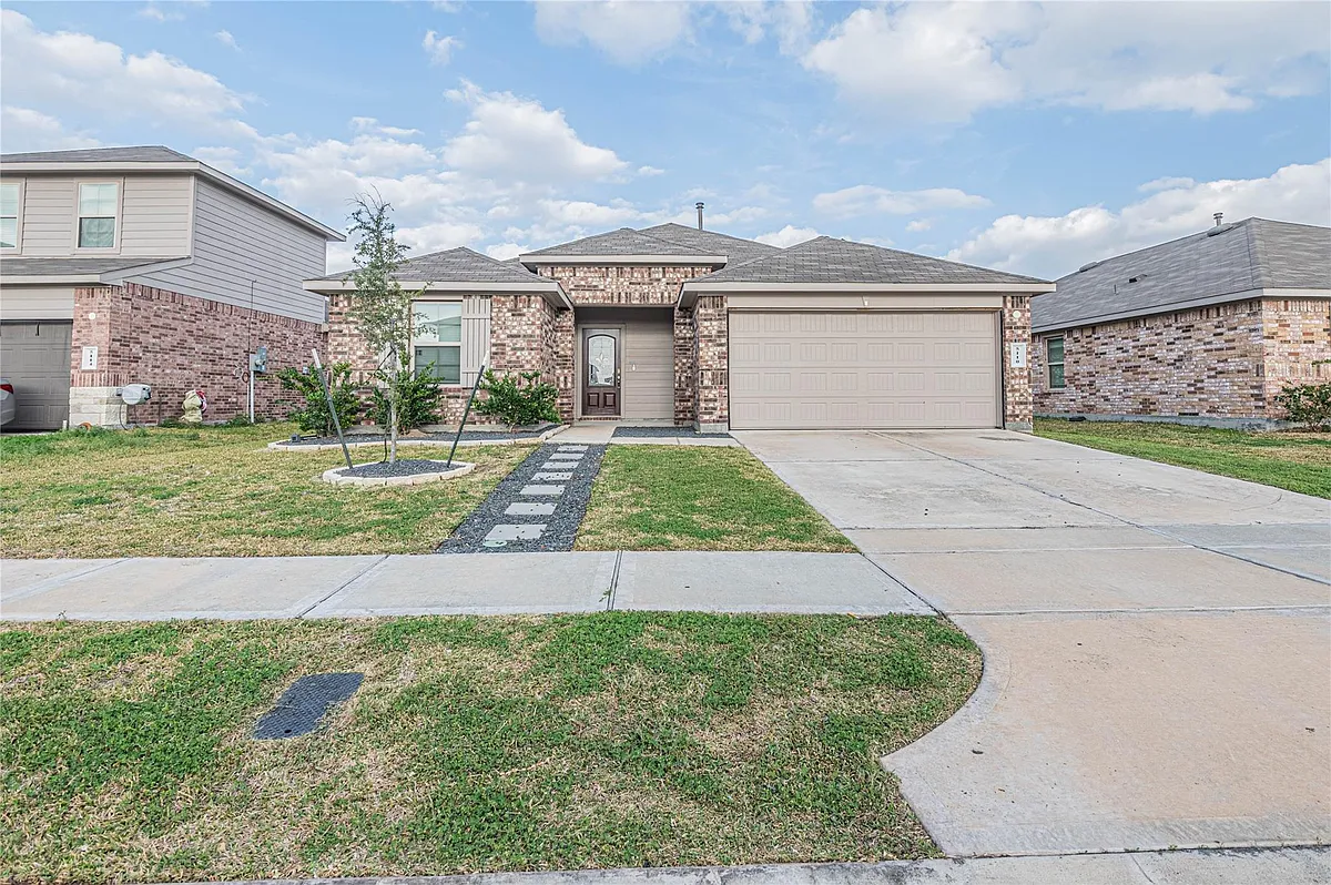 Building Photo - 5110 Hedgerose Ln