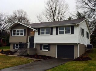 110 Swarthmore Dr, Lititz, PA 17543