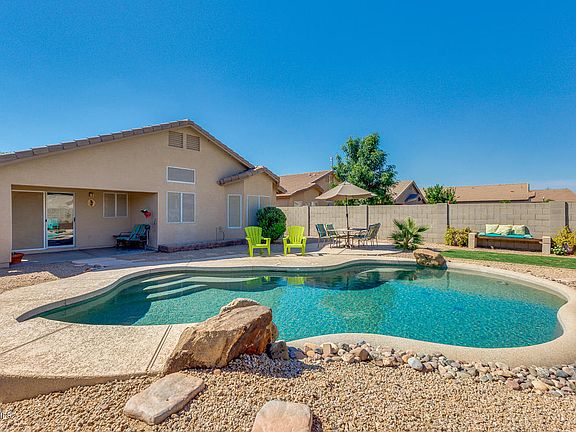 2nd image of 20959 N 84th Ln