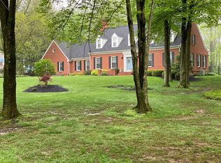 680 Timberline Dr, Akron, OH 44333