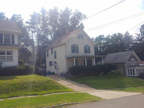 3rd image of 31 Babcock Ave