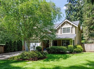 7830 NE 165th St, Kenmore, WA 98028