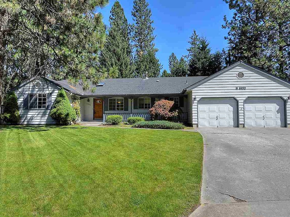 1st image of 9832 N Glenwood Ct