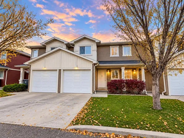 205 N Silkstone Rd W #7, Lethbridge, AB T1J 4J9