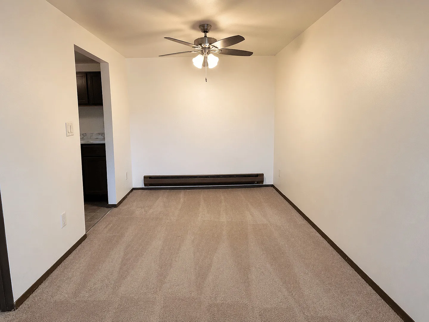 Sunset Lane Apartments — Photo 3