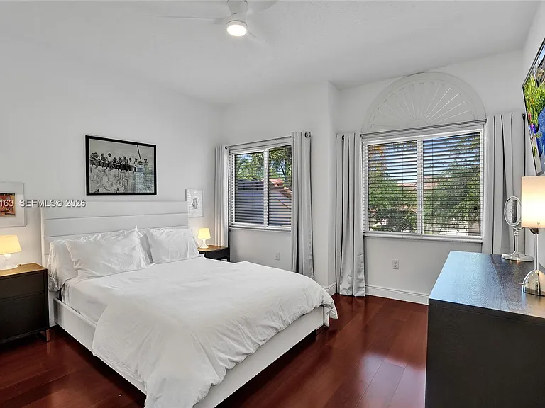 644 W Palm Aire Dr #644 — Photo 49