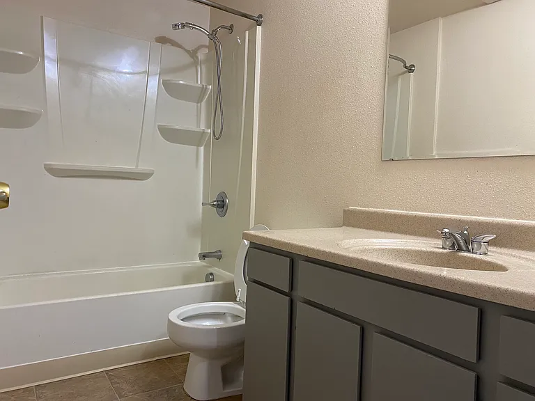 161 McClure Ave #2 — Photo 8