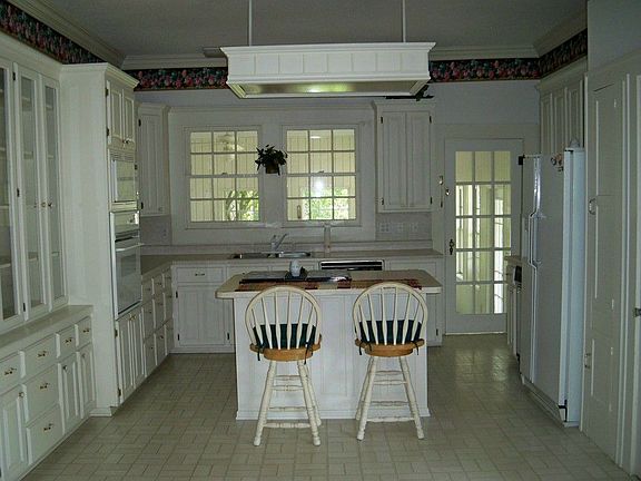Large Kitchen