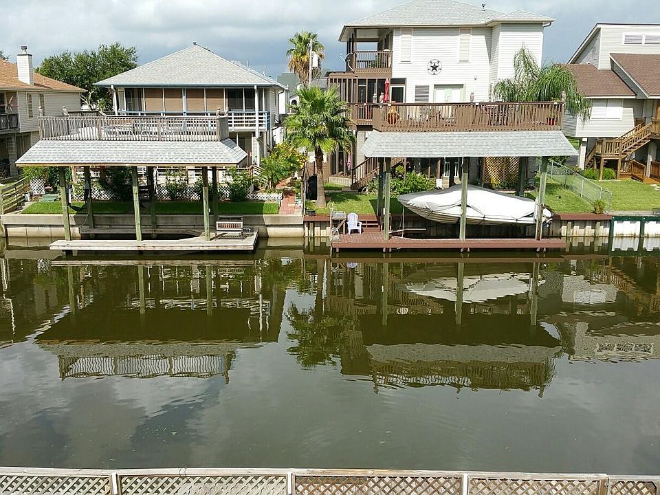 1st image of 7 N Skimmer St