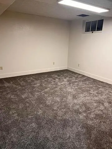 900 R St — Photo 2
