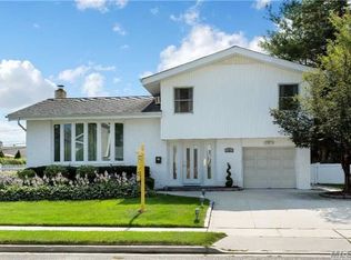 38 Fortune Ln, Jericho, NY