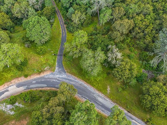 2nd image of River Ranch Rd