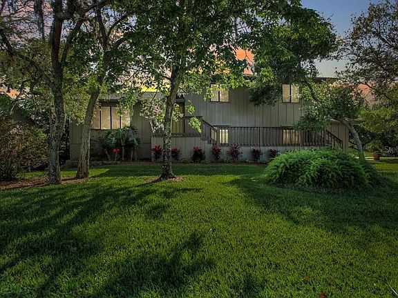 2nd image of 1022 Club House Blvd