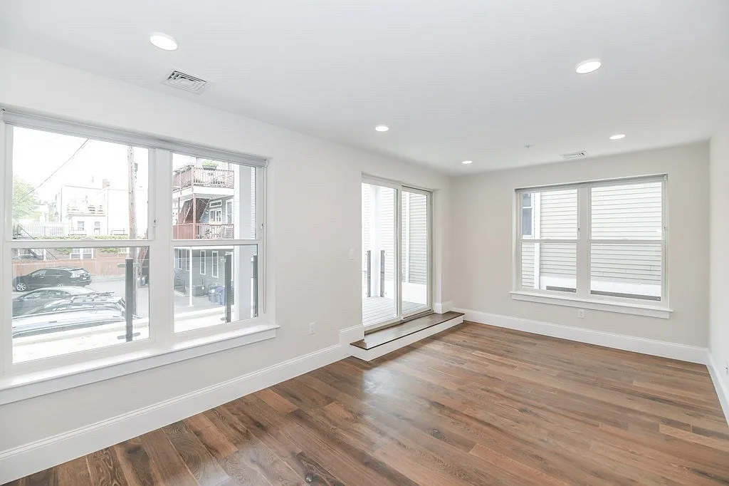 Photo 2 of 26 - 545 E 3rd St #1 - Boston, MA Master Bedroom - 545 E 3rd St #1