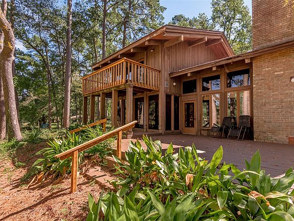 4th image of 3786 Summer Ln