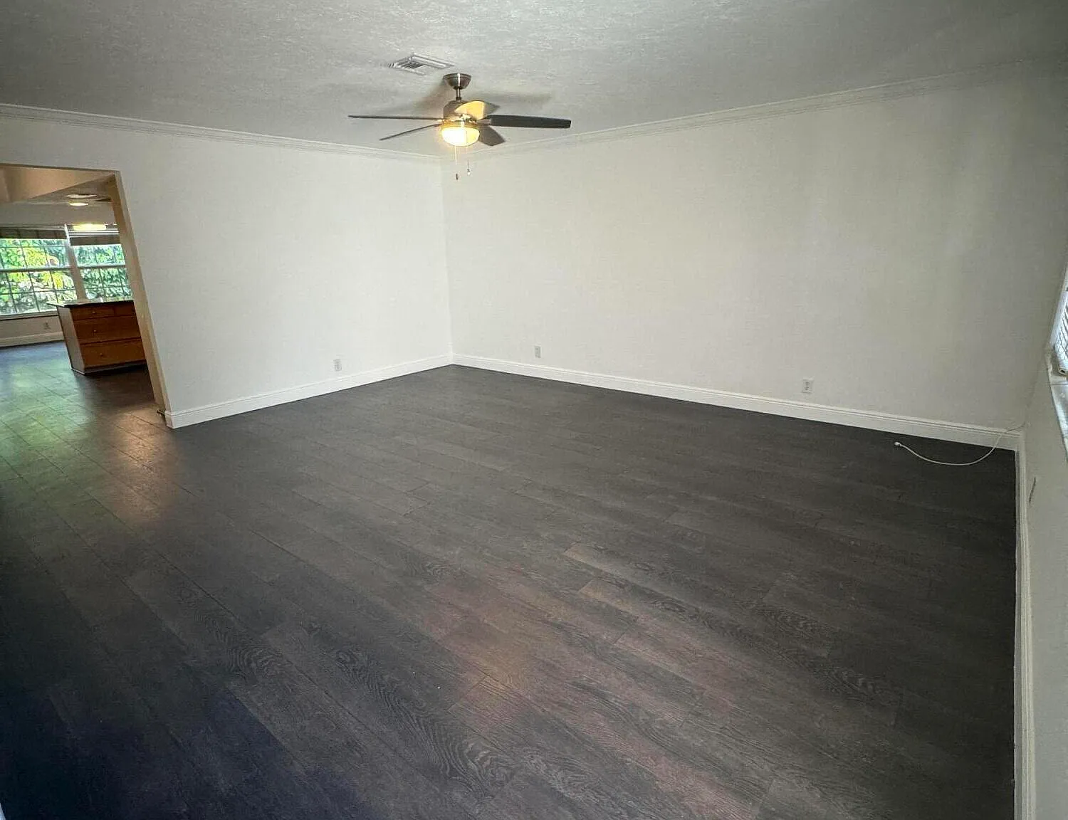 2 bed, 2.0 bath, 3367 sqft, $3,200 — Photo 4