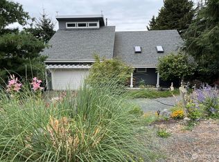 7553 Holiday Blvd, Anacortes, WA
