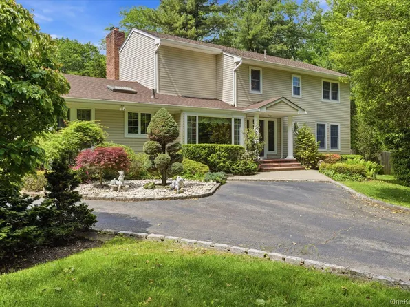 6 Brandy Road, Cold Spring Harbor, NY 11724