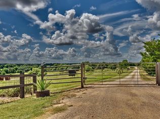 1200 Halstedt Rd, La Grange, TX 78945