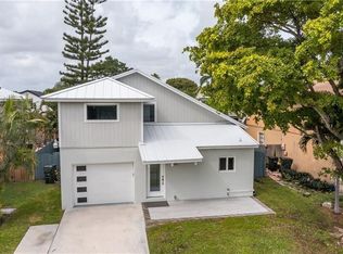 2425 Southridge Rd, Delray Beach, FL 33444