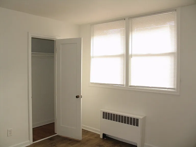 8104 SE 8th Ave — Photo 7