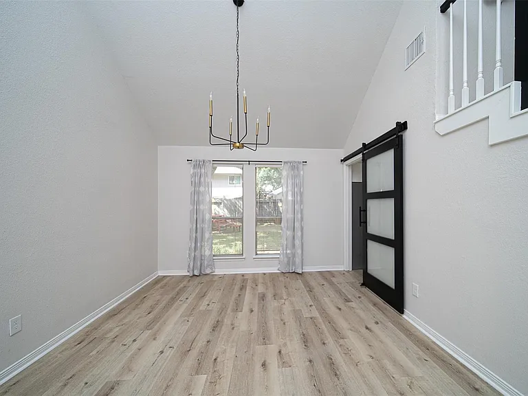 3338 Oak Branch Ln — Photo 4