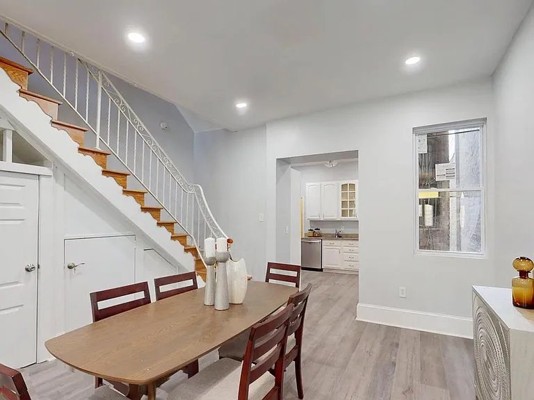 1228 Fairmont St NW — Photo 8