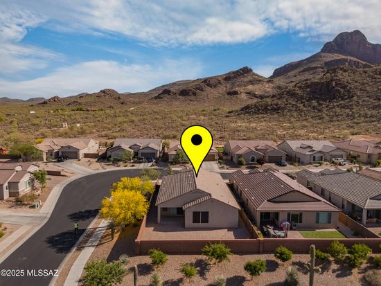 8270 W Spaulding St, Tucson, AZ 85743