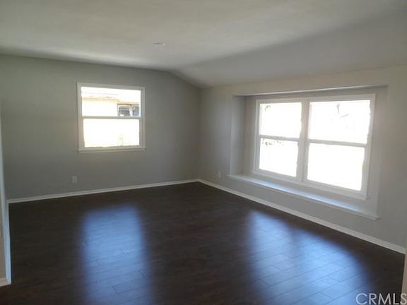 3rd image of 1408 W Farlington St