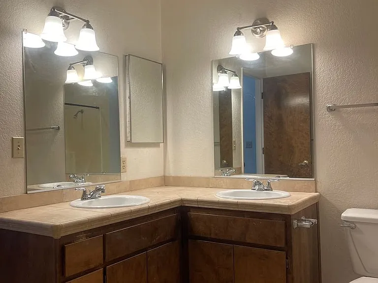1185 Lancers Ln — Photo 19